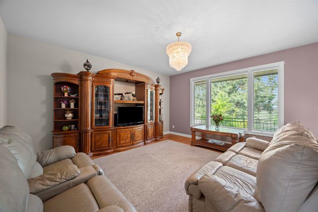 10206 E Tate Rd, Spokane, WA 99217