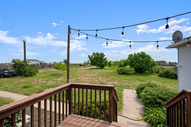 10206 E Tate Rd, Spokane, WA 99217