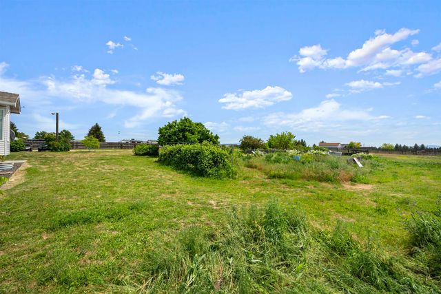 10206 E Tate Rd, Spokane, WA 99217