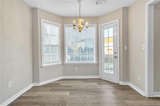 8039 Mustang Lane, Riverdale, GA 30274