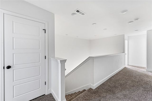 2070 Wildflower Drive, Centerton, AR 72719