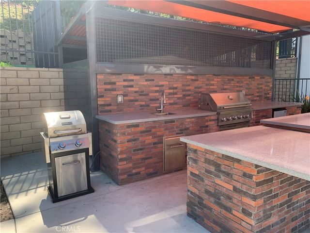 5 Sahalee Way, Pomona, CA 91766