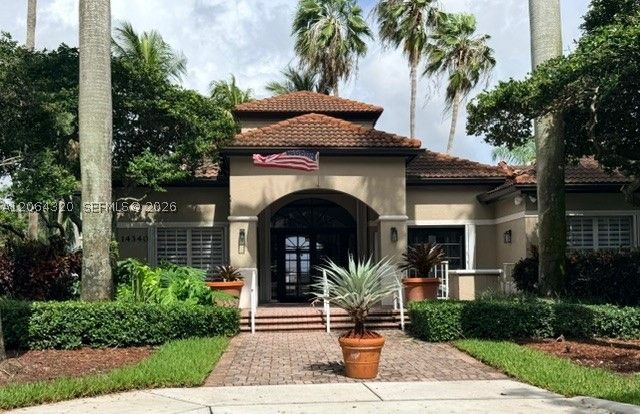 13654 SW 124th Ave Rd, Miami, FL 33186