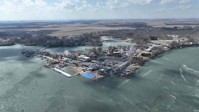 2800 N Baers Court, Monticello, IN 47960