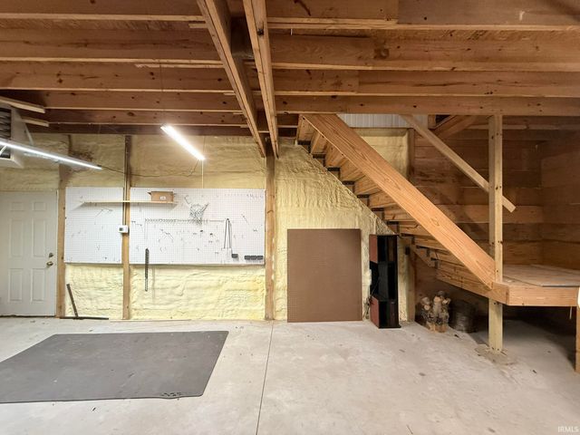 2800 N Baers Court, Monticello, IN 47960