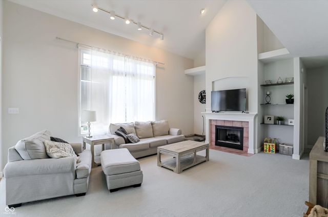 13121 Irwin Way, Carmel, IN 46032