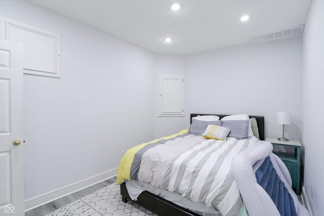 13121 Irwin Way, Carmel, IN 46032