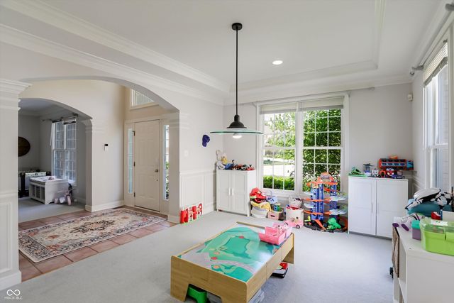 13121 Irwin Way, Carmel, IN 46032