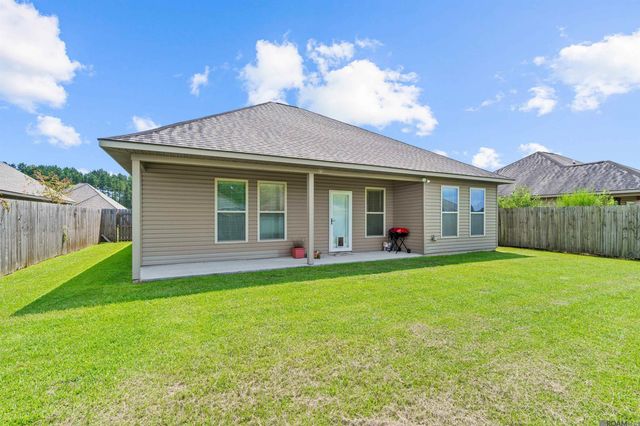 26579 Old Barnwood Ave, Denham Springs, LA 70726