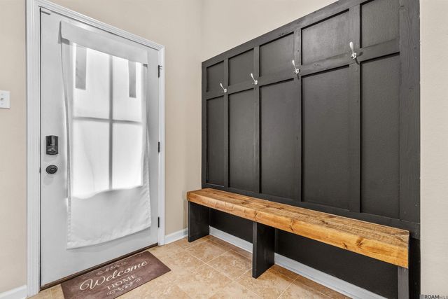 26579 Old Barnwood Ave, Denham Springs, LA 70726