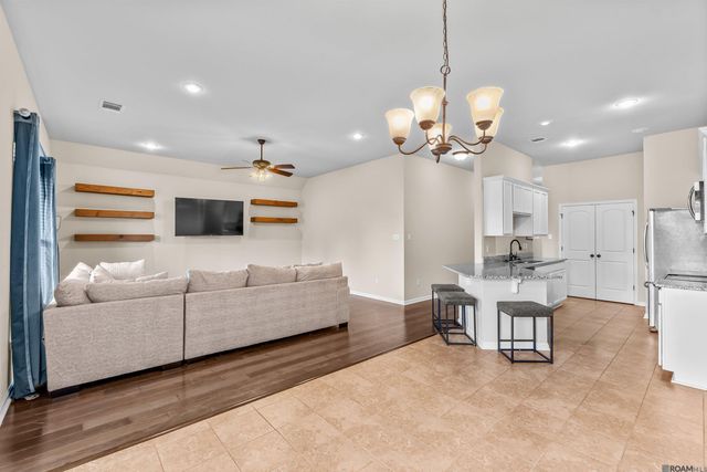 26579 Old Barnwood Ave, Denham Springs, LA 70726