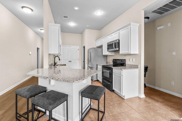 26579 Old Barnwood Ave, Denham Springs, LA 70726