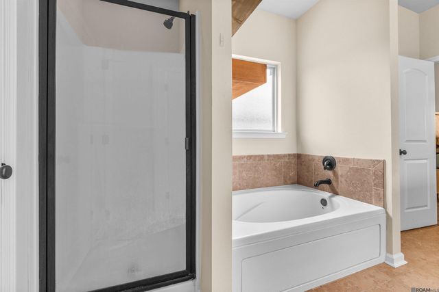 26579 Old Barnwood Ave, Denham Springs, LA 70726