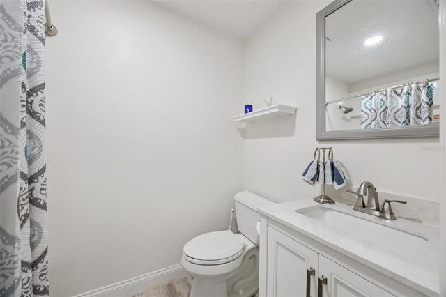 2082 SHADY LANE, Geneva, FL 32732