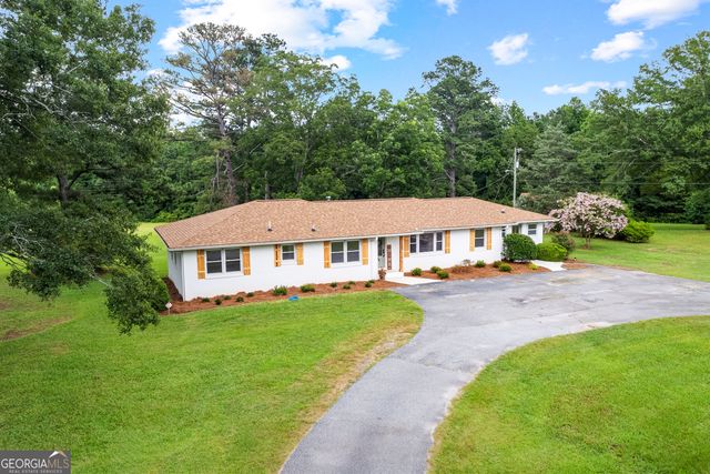 1367 Sharpsburg McCollum Road, Sharpsburg, GA 30277