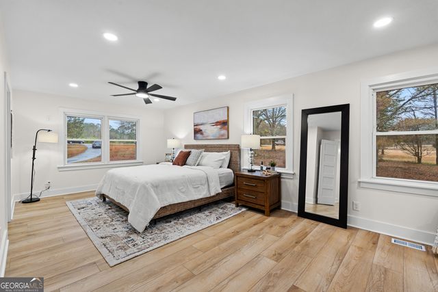 1367 Sharpsburg McCollum Road, Sharpsburg, GA 30277