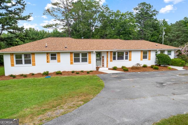 1367 Sharpsburg McCollum Road, Sharpsburg, GA 30277