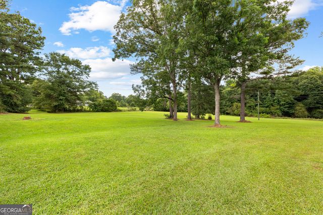 1367 Sharpsburg McCollum Road, Sharpsburg, GA 30277