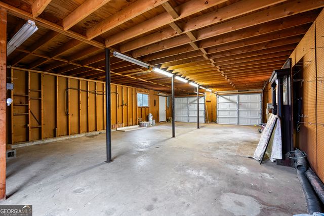 1367 Sharpsburg McCollum Road, Sharpsburg, GA 30277