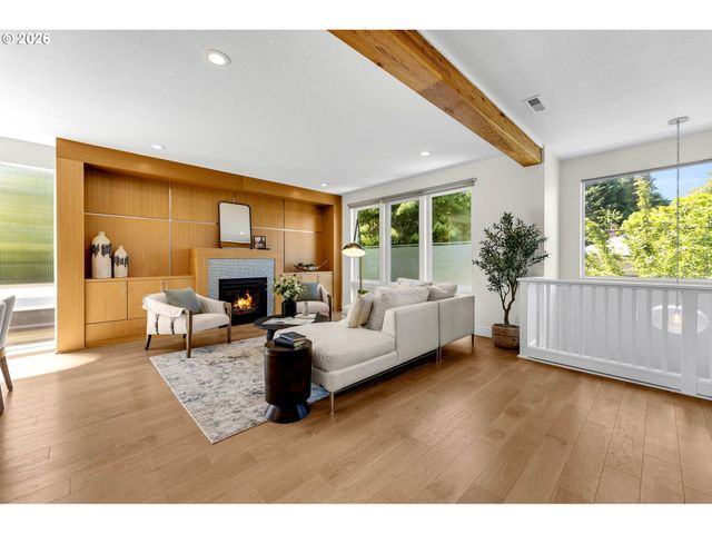 2750 Se 41ST Ave Se A&B, Portland, OR 97202