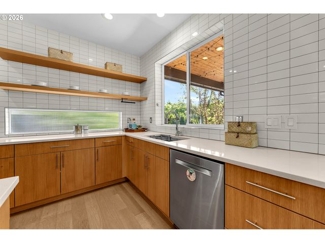2750 Se 41ST Ave Se A&B, Portland, OR 97202