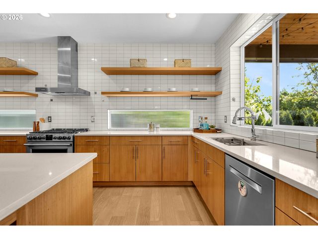 2750 Se 41ST Ave Se A&B, Portland, OR 97202