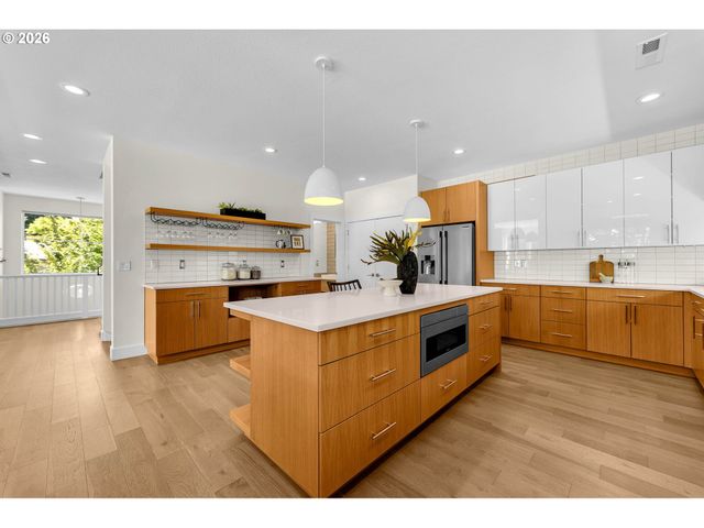 2750 Se 41ST Ave Se A&B, Portland, OR 97202