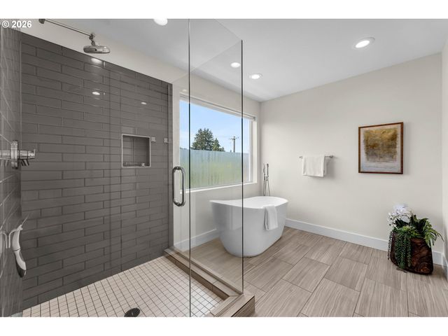 2750 Se 41ST Ave Se A&B, Portland, OR 97202