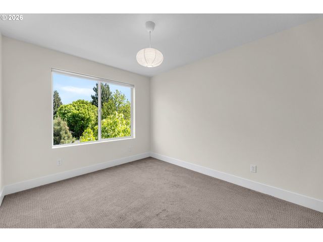 2750 Se 41ST Ave Se A&B, Portland, OR 97202