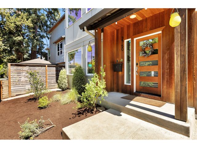 2750 Se 41ST Ave Se A&B, Portland, OR 97202