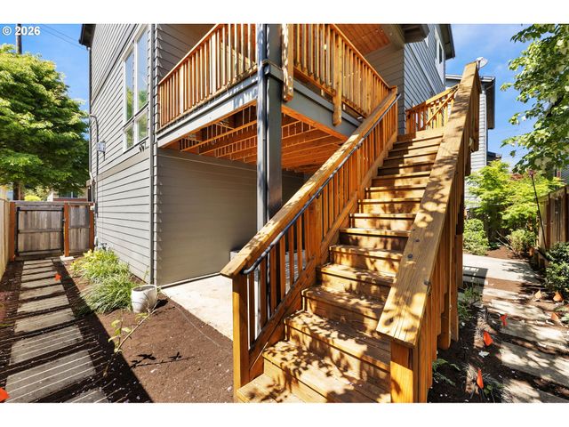 2750 Se 41ST Ave Se A&B, Portland, OR 97202