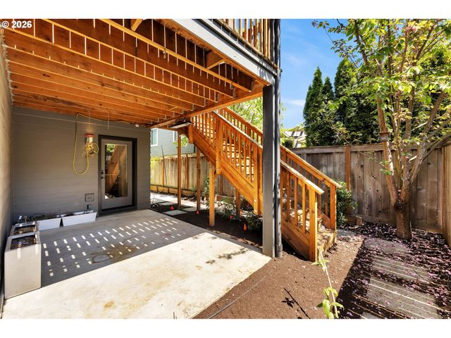 2750 Se 41ST Ave Se A&B, Portland, OR 97202