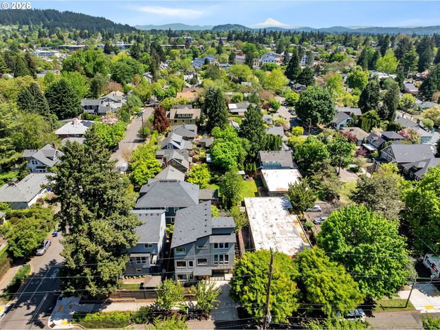 2750 Se 41ST Ave Se A&B, Portland, OR 97202