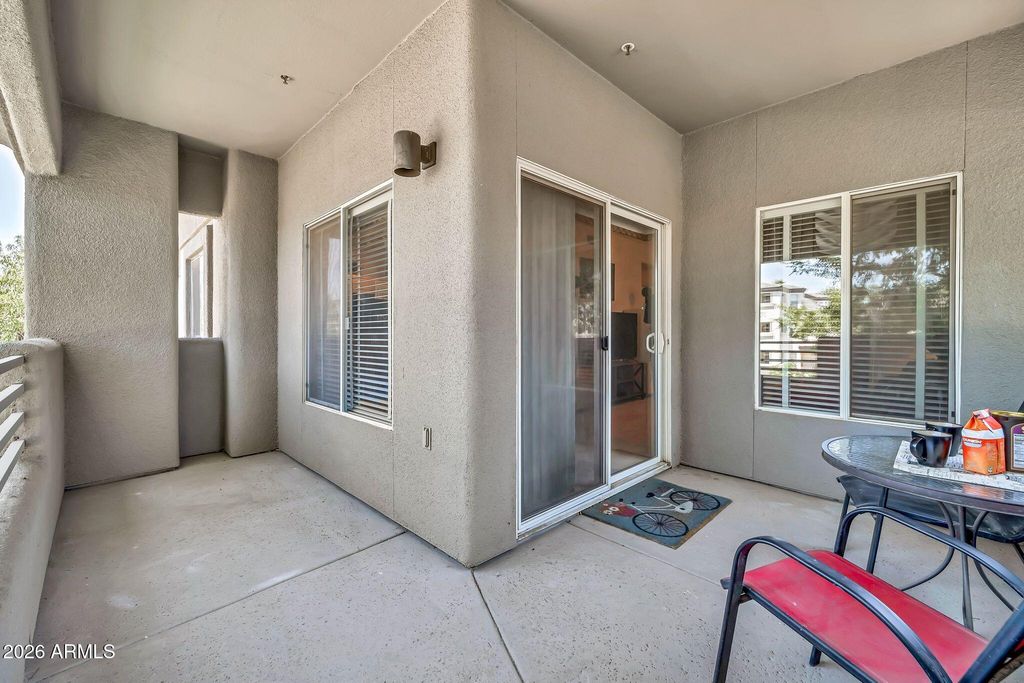 7401 W ARROWHEAD CLUBHOUSE Drive 2067, Glendale, AZ 85308 — photo 5