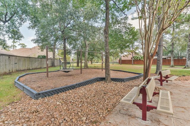 18743 Duke Lake Drive, Spring, TX 77388