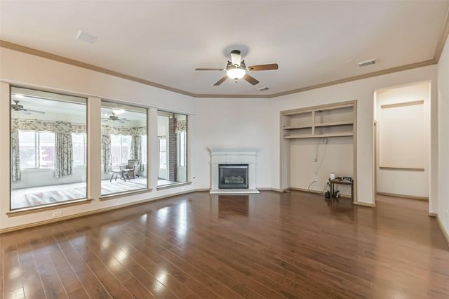 18743 Duke Lake Drive, Spring, TX 77388