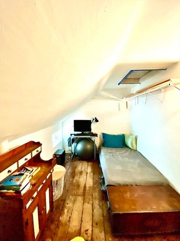 141 Ash Street, New Bedford, MA 02740