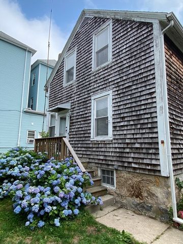 141 Ash Street, New Bedford, MA 02740