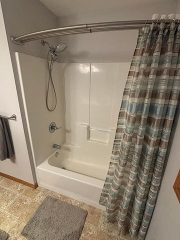 1210 Willmar Avenue SE, Willmar, MN 56201