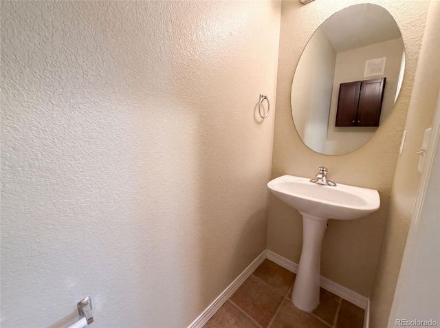 23560 Alamo Place B, Aurora, CO 80016