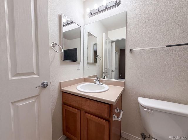 23560 Alamo Place B, Aurora, CO 80016