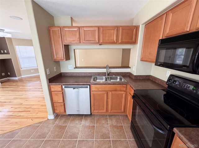 23560 Alamo Place B, Aurora, CO 80016