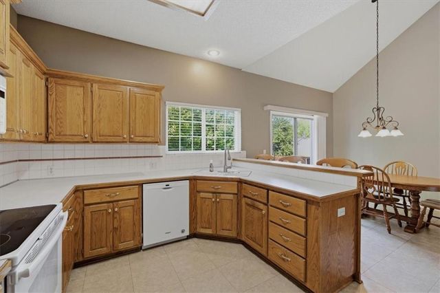 22010 W 51st Court, Shawnee, KS 66226