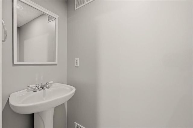 22010 W 51st Court, Shawnee, KS 66226