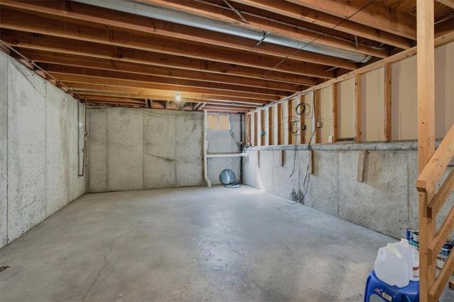 22010 W 51st Court, Shawnee, KS 66226