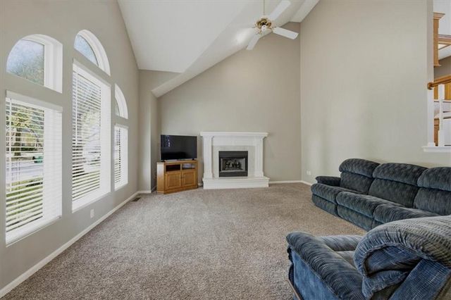 22010 W 51st Court, Shawnee, KS 66226