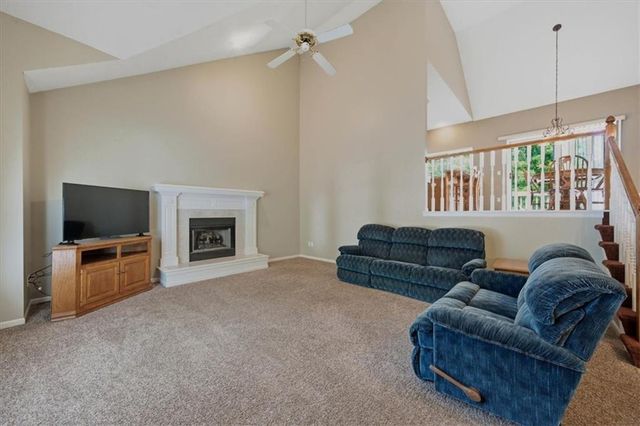 22010 W 51st Court, Shawnee, KS 66226
