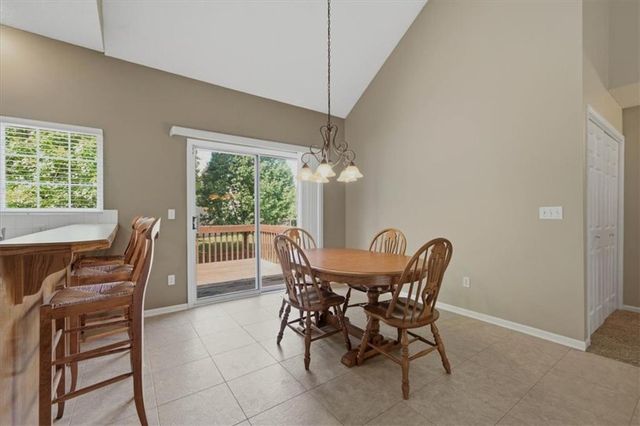 22010 W 51st Court, Shawnee, KS 66226