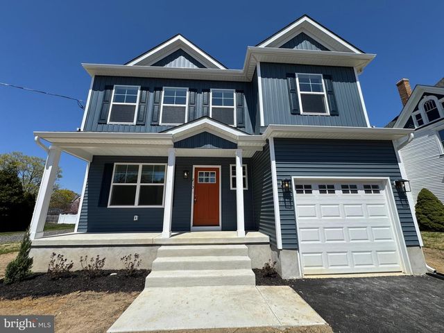 213 W HIGH ST, Clayton, NJ 08312