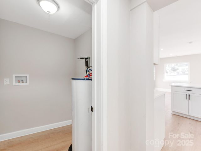 2025 Birchcrest Drive, Charlotte, NC 28205